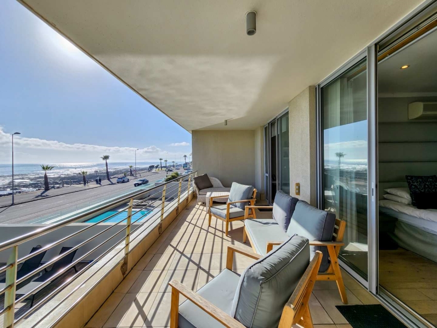 3 Bedroom Property for Sale in Mouille Point Western Cape